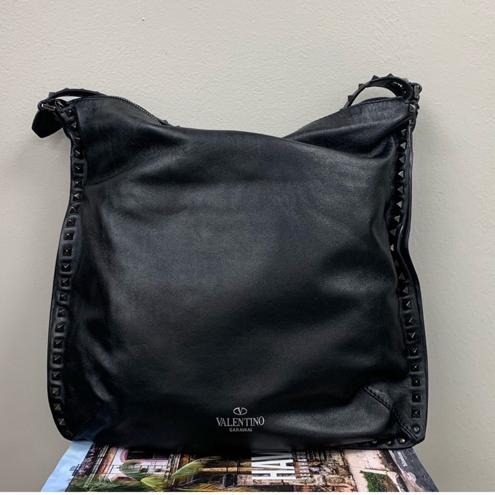 Valentino Garavani black leather Studded tote bag